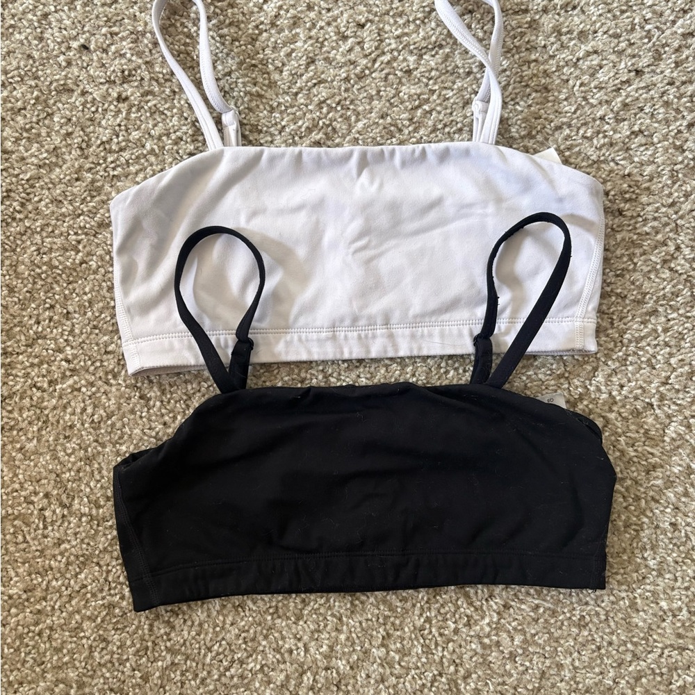 Bundle of 2 Sports Bras - Black and White